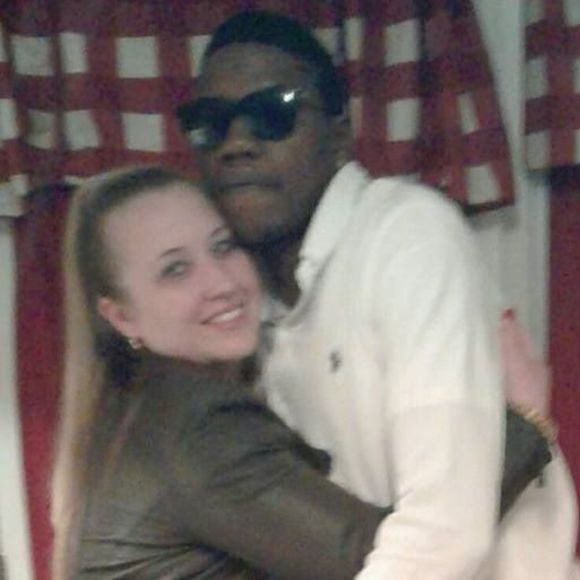 Meet your Posher, Amanda - Picture 1 of 1